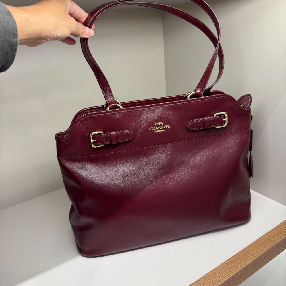 Coach Easton Tote Bag CCZ07 Dark Wine